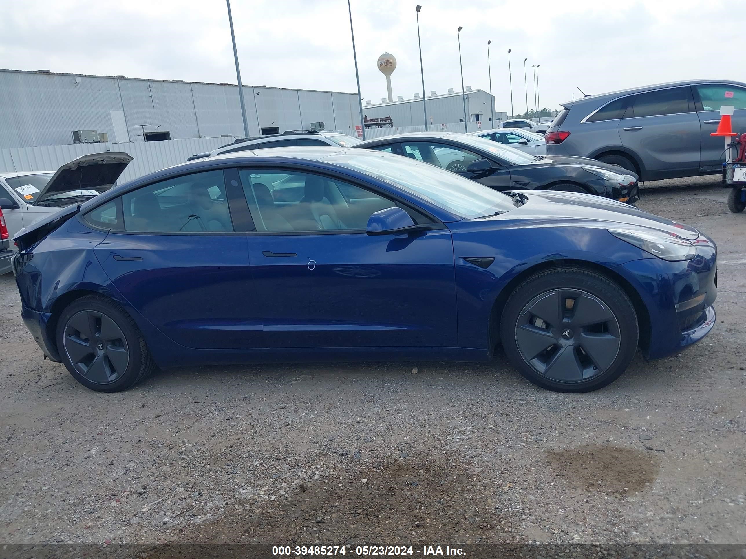 Photo 12 VIN: 5YJ3E1EB0NF168597 - TESLA MODEL 3 