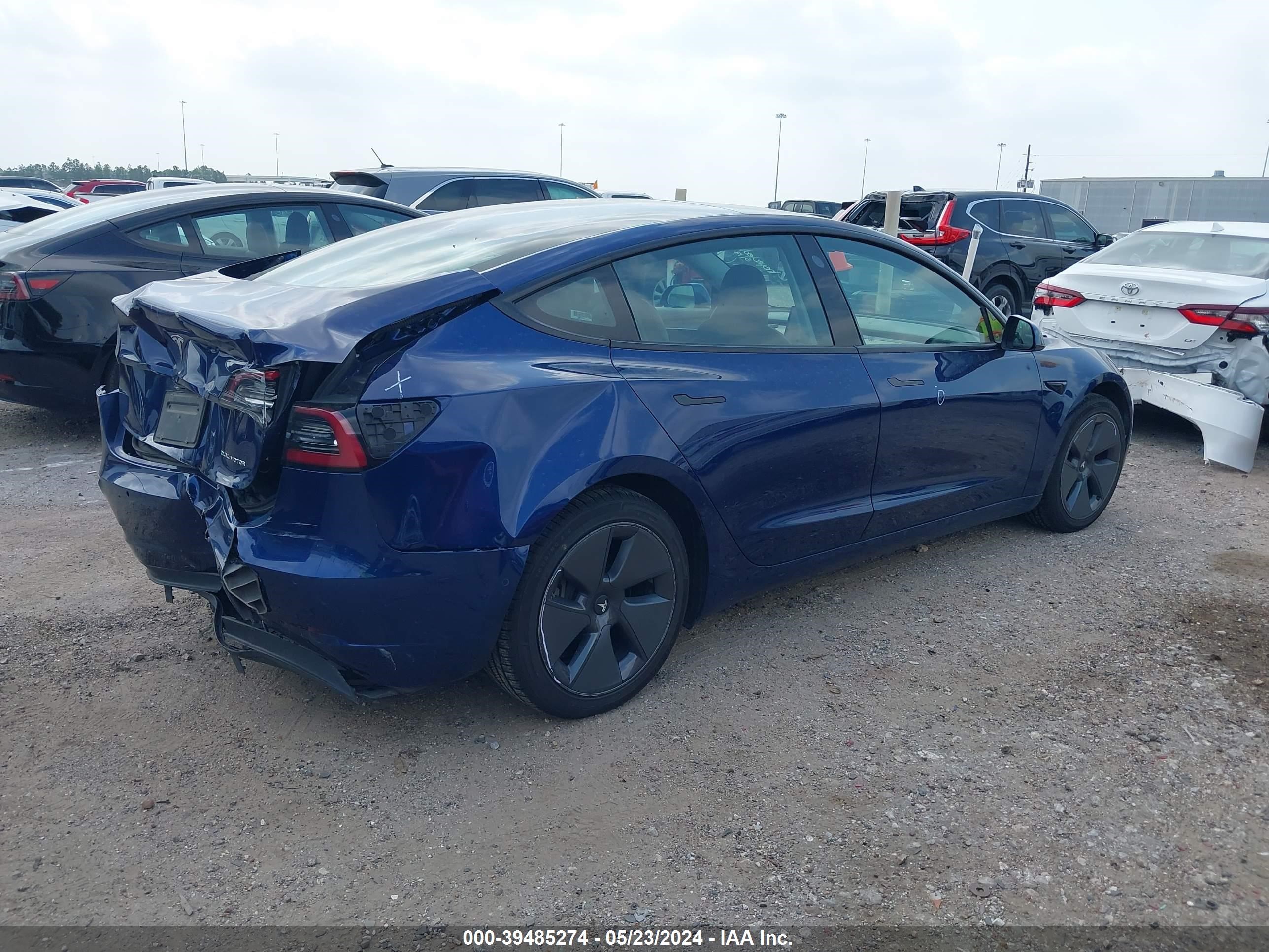 Photo 3 VIN: 5YJ3E1EB0NF168597 - TESLA MODEL 3 