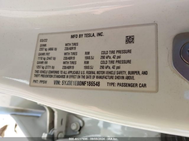 Photo 8 VIN: 5YJ3E1EB0NF186548 - TESLA MODEL 3 