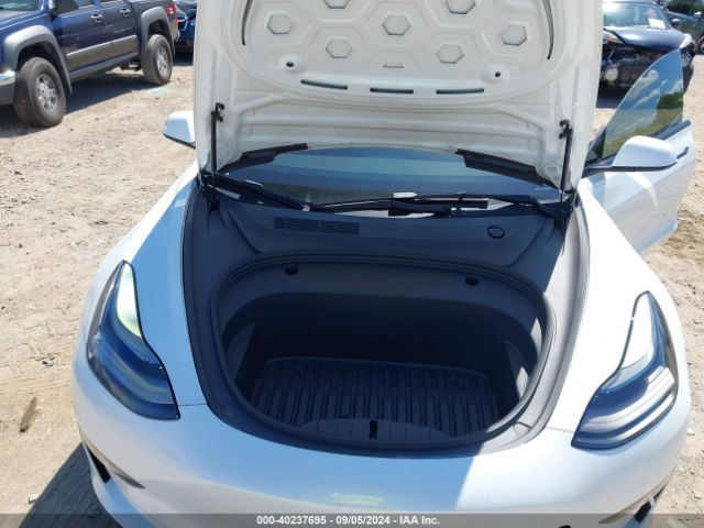 Photo 9 VIN: 5YJ3E1EB0NF186548 - TESLA MODEL 3 