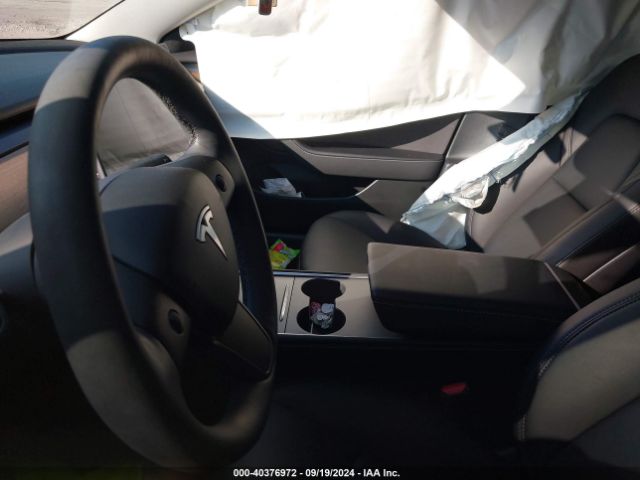 Photo 4 VIN: 5YJ3E1EB0NF193421 - TESLA MODEL 3 