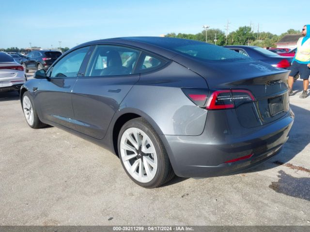 Photo 2 VIN: 5YJ3E1EB0NF204028 - TESLA MODEL 3 