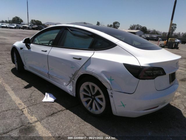 Photo 2 VIN: 5YJ3E1EB0NF264858 - TESLA MODEL 3 