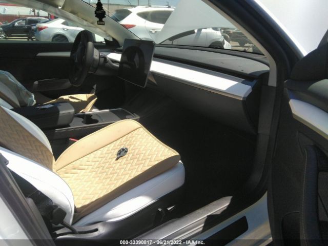 Photo 4 VIN: 5YJ3E1EB0NF264858 - TESLA MODEL 3 