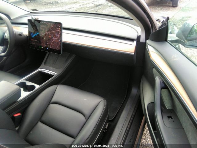 Photo 4 VIN: 5YJ3E1EB0NF274130 - TESLA MODEL 3 