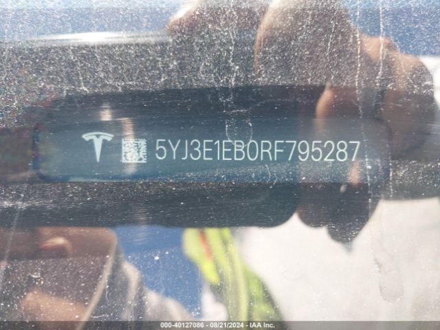 Photo 8 VIN: 5YJ3E1EB0RF795287 - TESLA MODEL 3 