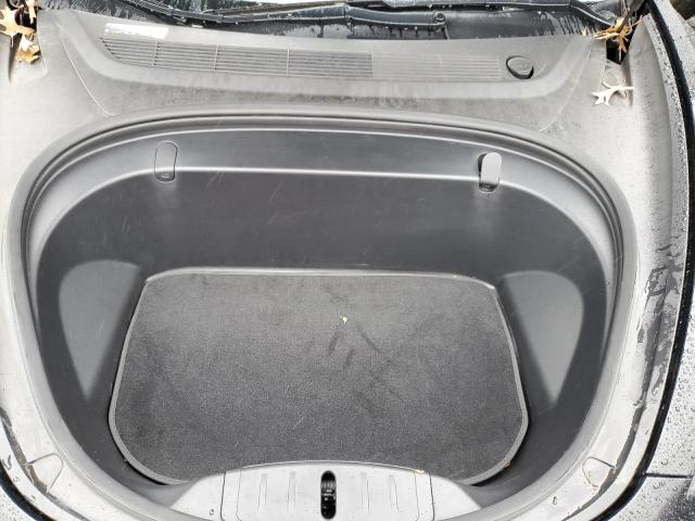 Photo 10 VIN: 5YJ3E1EB1JF054070 - TESLA MODEL 3 