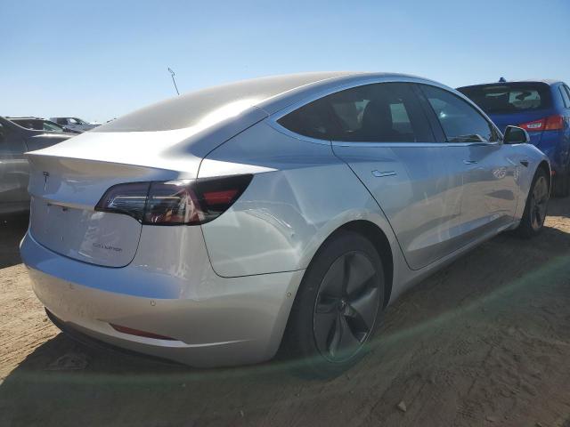 Photo 2 VIN: 5YJ3E1EB1JF065263 - TESLA MODEL 3 