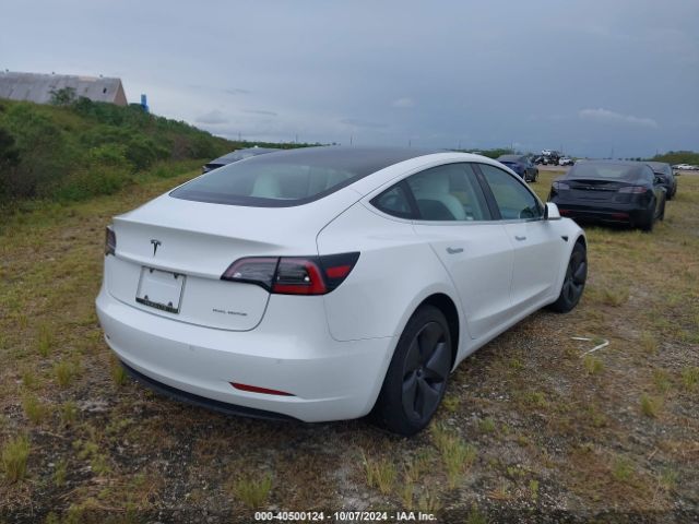 Photo 3 VIN: 5YJ3E1EB1JF086274 - TESLA MODEL 3 