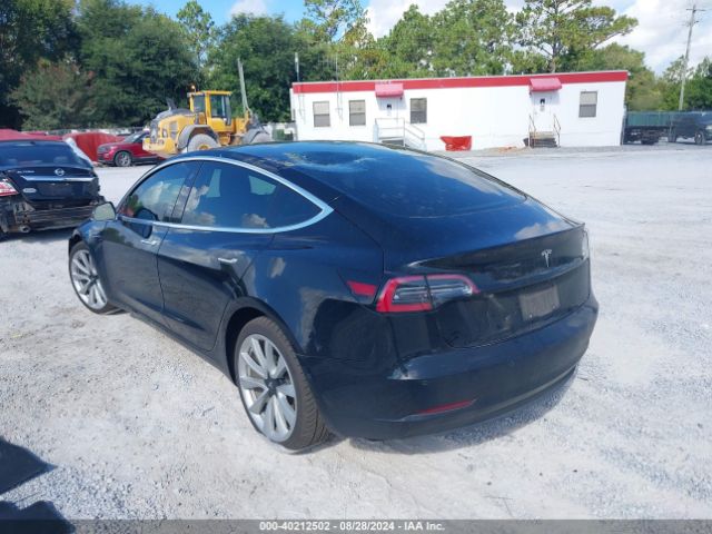 Photo 2 VIN: 5YJ3E1EB1JF090387 - TESLA MODEL 3 