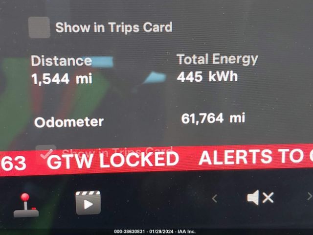 Photo 6 VIN: 5YJ3E1EB1JF093063 - TESLA MODEL 3 