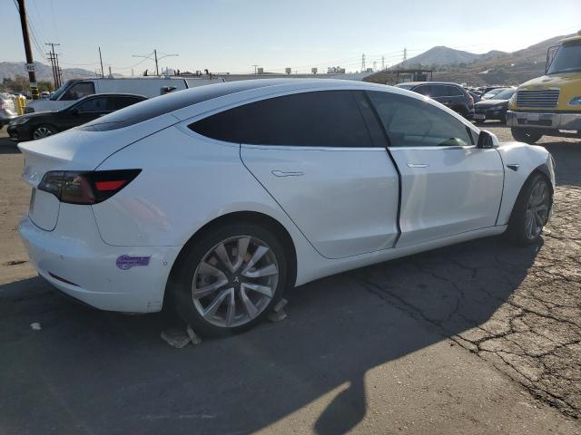 Photo 2 VIN: 5YJ3E1EB1JF112209 - TESLA MODEL 3 