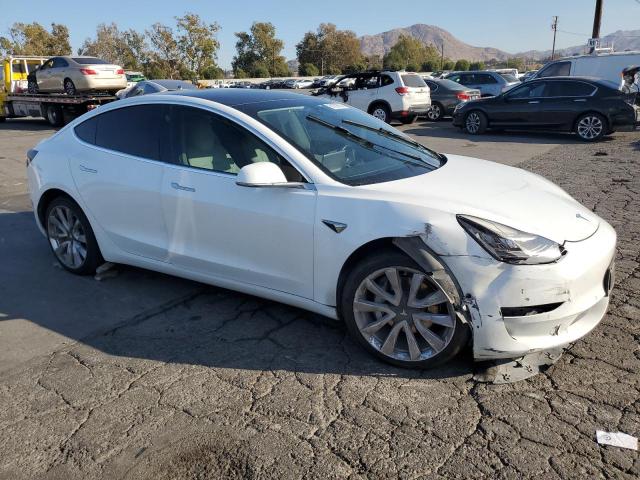 Photo 3 VIN: 5YJ3E1EB1JF112209 - TESLA MODEL 3 