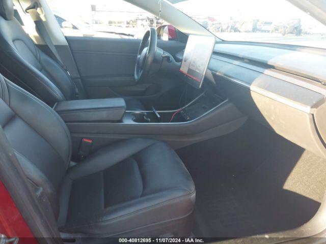 Photo 4 VIN: 5YJ3E1EB1JF112694 - TESLA MODEL 3 