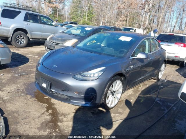 Photo 1 VIN: 5YJ3E1EB1JF115773 - TESLA MODEL 3 