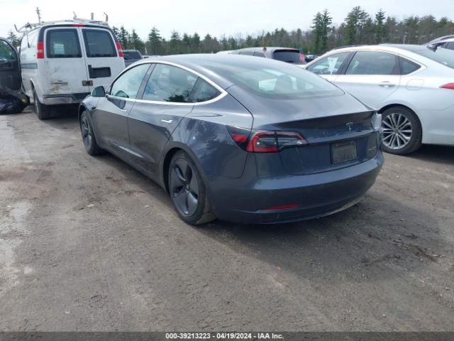 Photo 2 VIN: 5YJ3E1EB1KF359439 - TESLA MODEL 3 