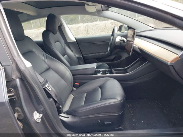 Photo 4 VIN: 5YJ3E1EB1KF359439 - TESLA MODEL 3 