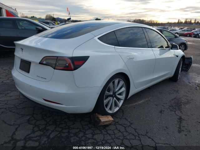 Photo 3 VIN: 5YJ3E1EB1KF391940 - TESLA MODEL 3 