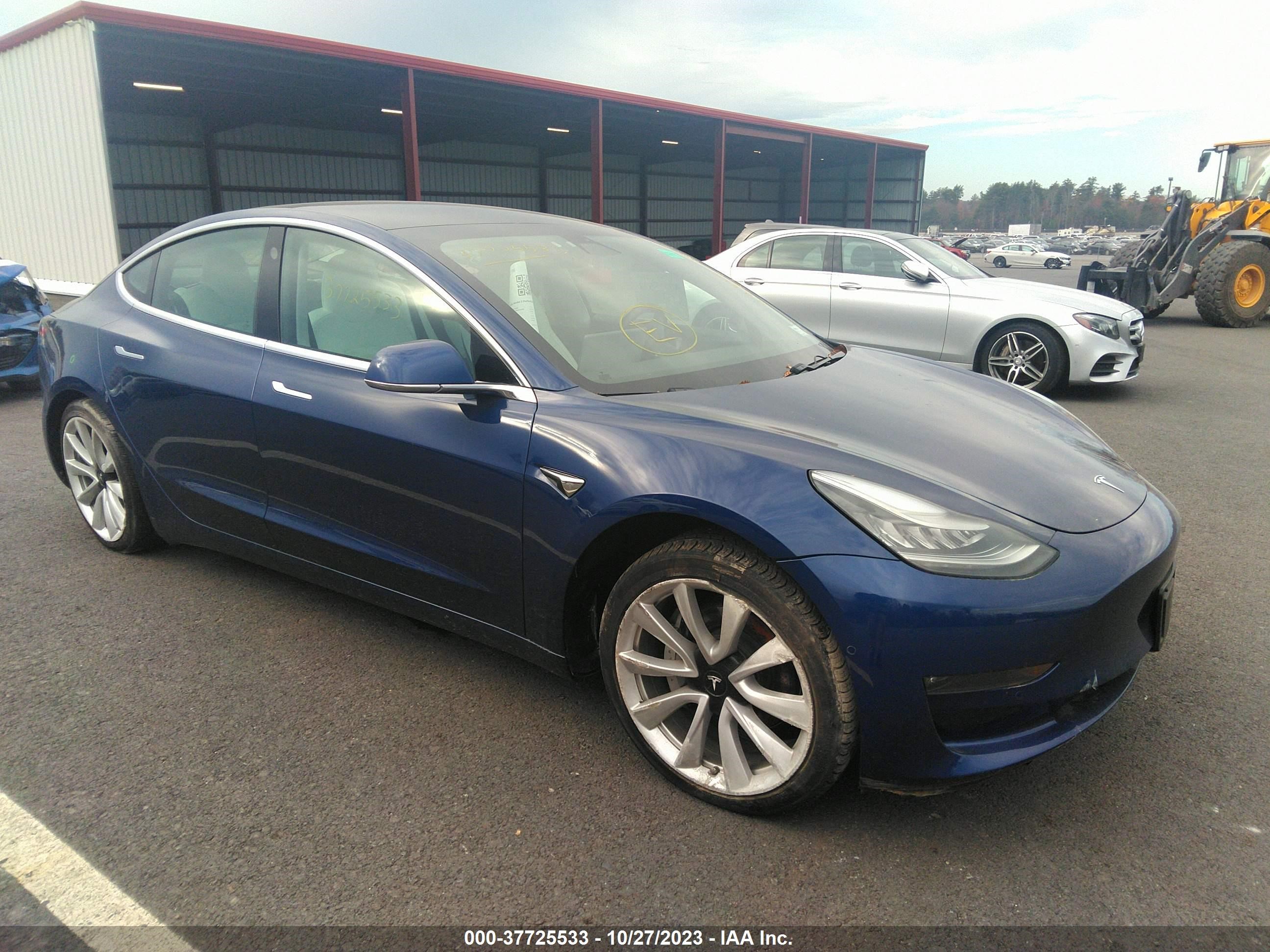 Photo 0 VIN: 5YJ3E1EB1KF392070 - TESLA MODEL 3 