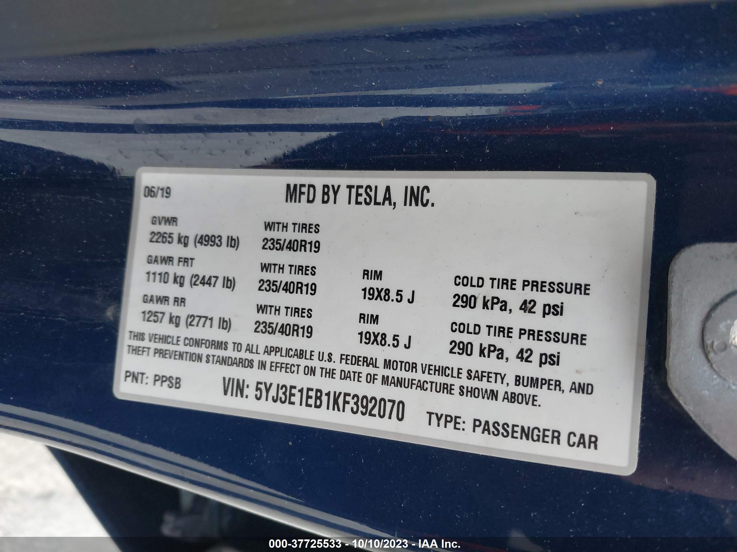 Photo 8 VIN: 5YJ3E1EB1KF392070 - TESLA MODEL 3 