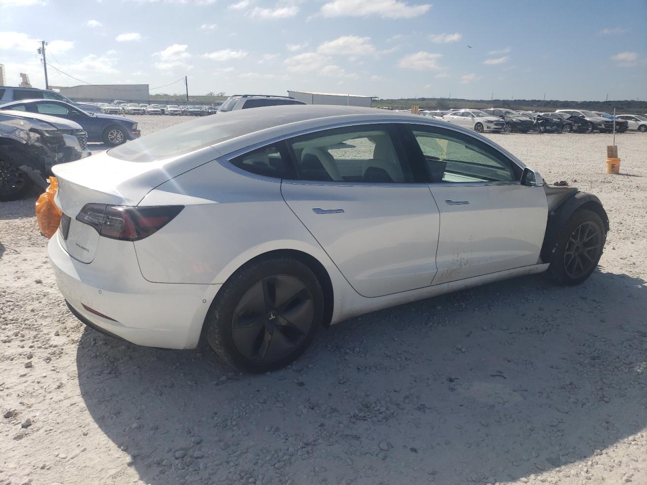 Photo 2 VIN: 5YJ3E1EB1KF406808 - TESLA MODEL 3 