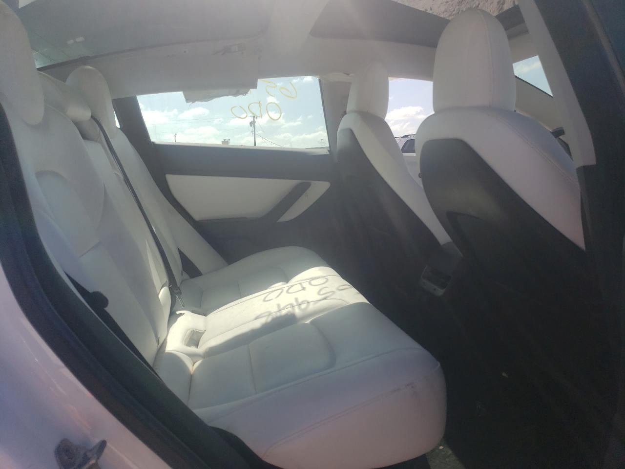 Photo 9 VIN: 5YJ3E1EB1KF406808 - TESLA MODEL 3 