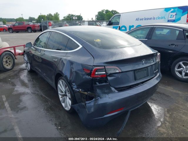 Photo 2 VIN: 5YJ3E1EB1KF413516 - TESLA MODEL 3 