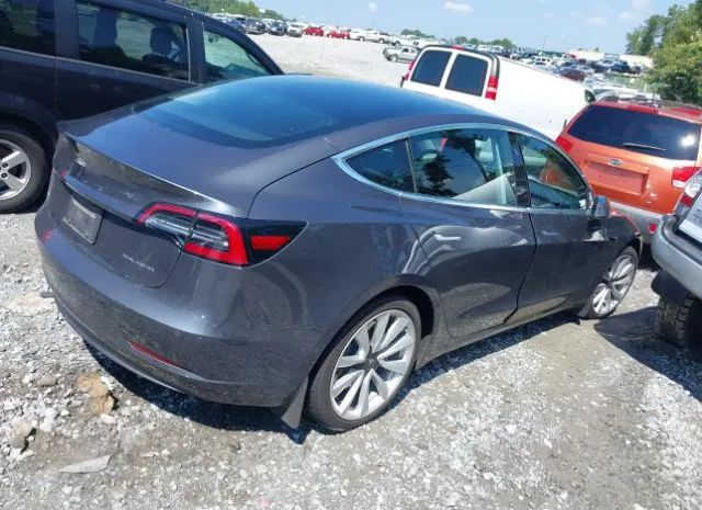 Photo 3 VIN: 5YJ3E1EB1KF433748 - TESLA MODEL 3 