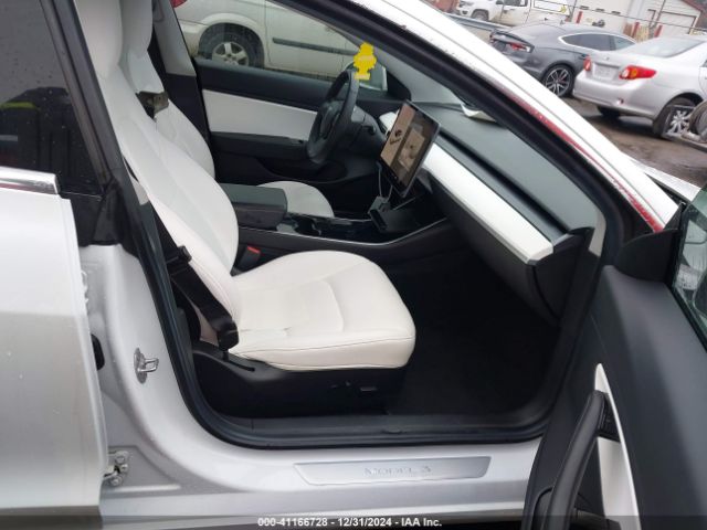 Photo 4 VIN: 5YJ3E1EB1KF437847 - TESLA MODEL 3 