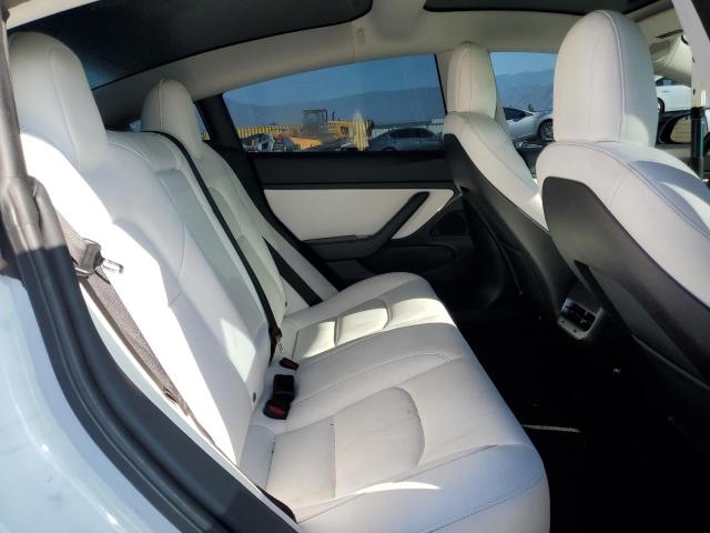 Photo 9 VIN: 5YJ3E1EB1KF437864 - TESLA MODEL 3 