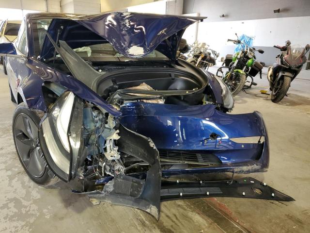 Photo 8 VIN: 5YJ3E1EB1KF442157 - TESLA MODEL 3 