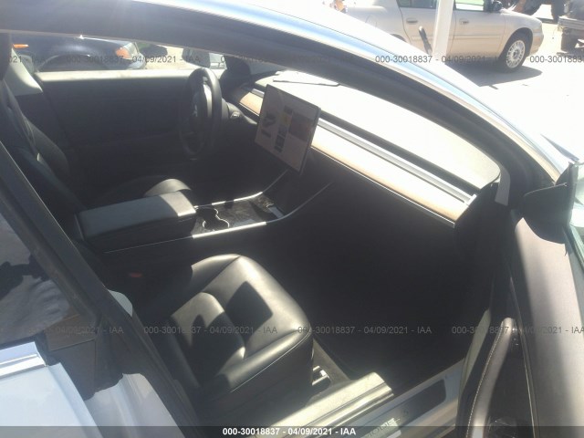 Photo 4 VIN: 5YJ3E1EB1KF494159 - TESLA MODEL 3 