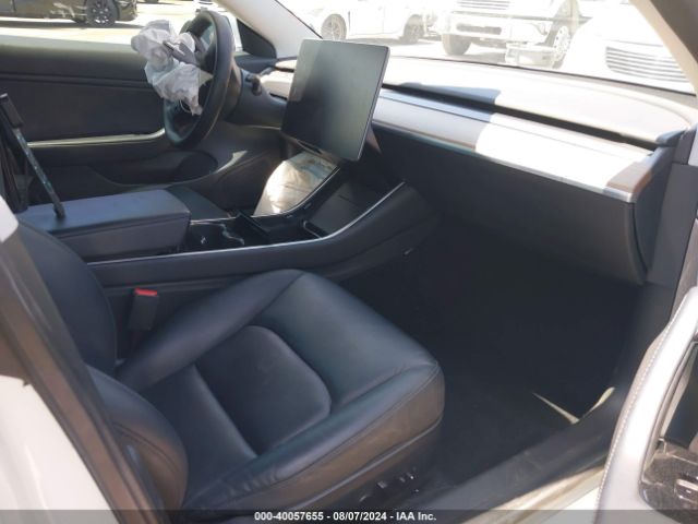 Photo 4 VIN: 5YJ3E1EB1LF637287 - TESLA MODEL 3 