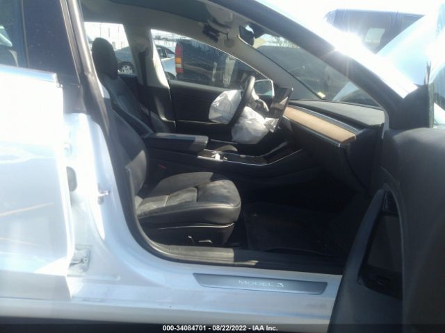 Photo 4 VIN: 5YJ3E1EB1LF638777 - TESLA MODEL 3 