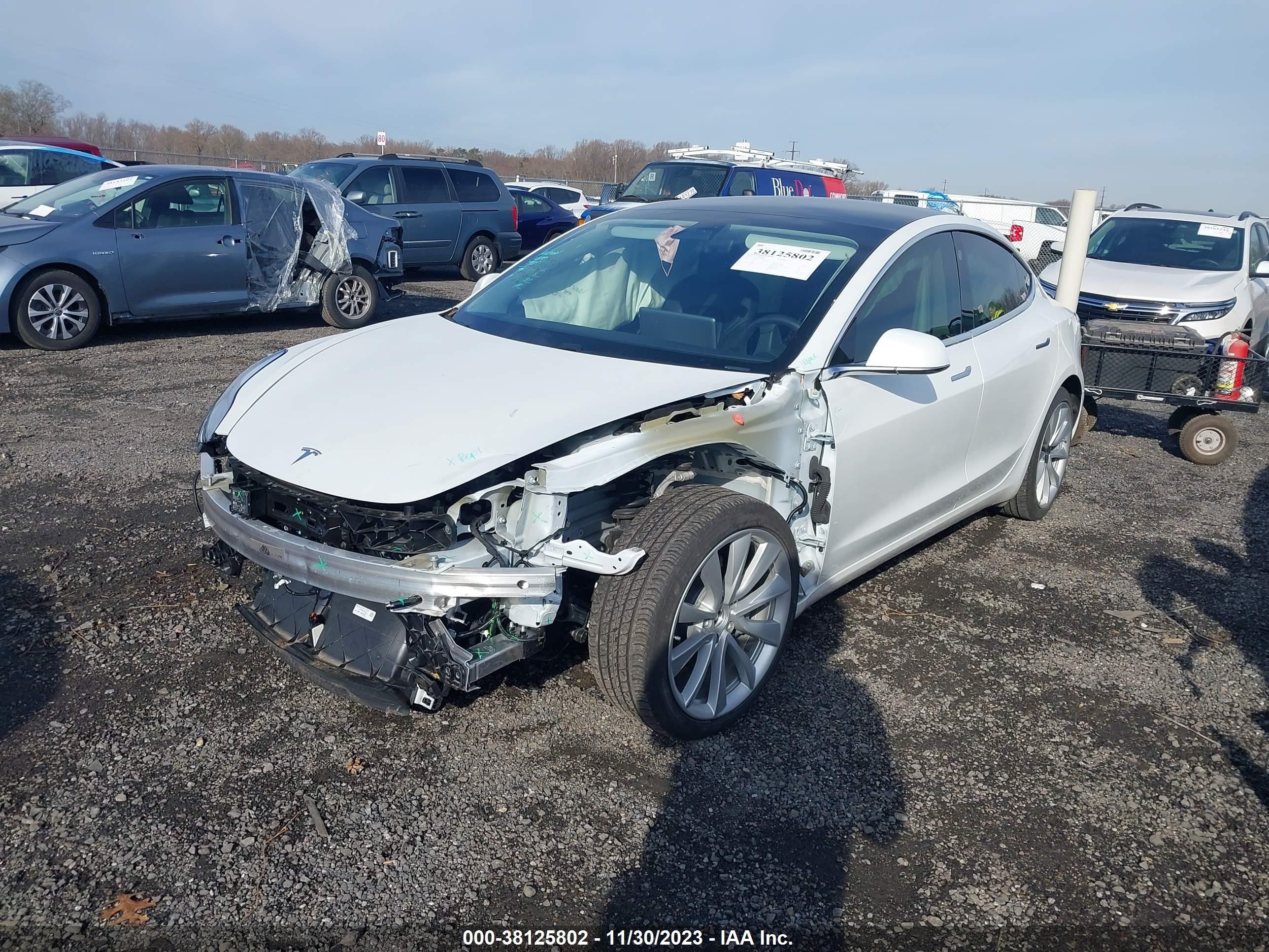 Photo 1 VIN: 5YJ3E1EB1LF791045 - TESLA MODEL 3 