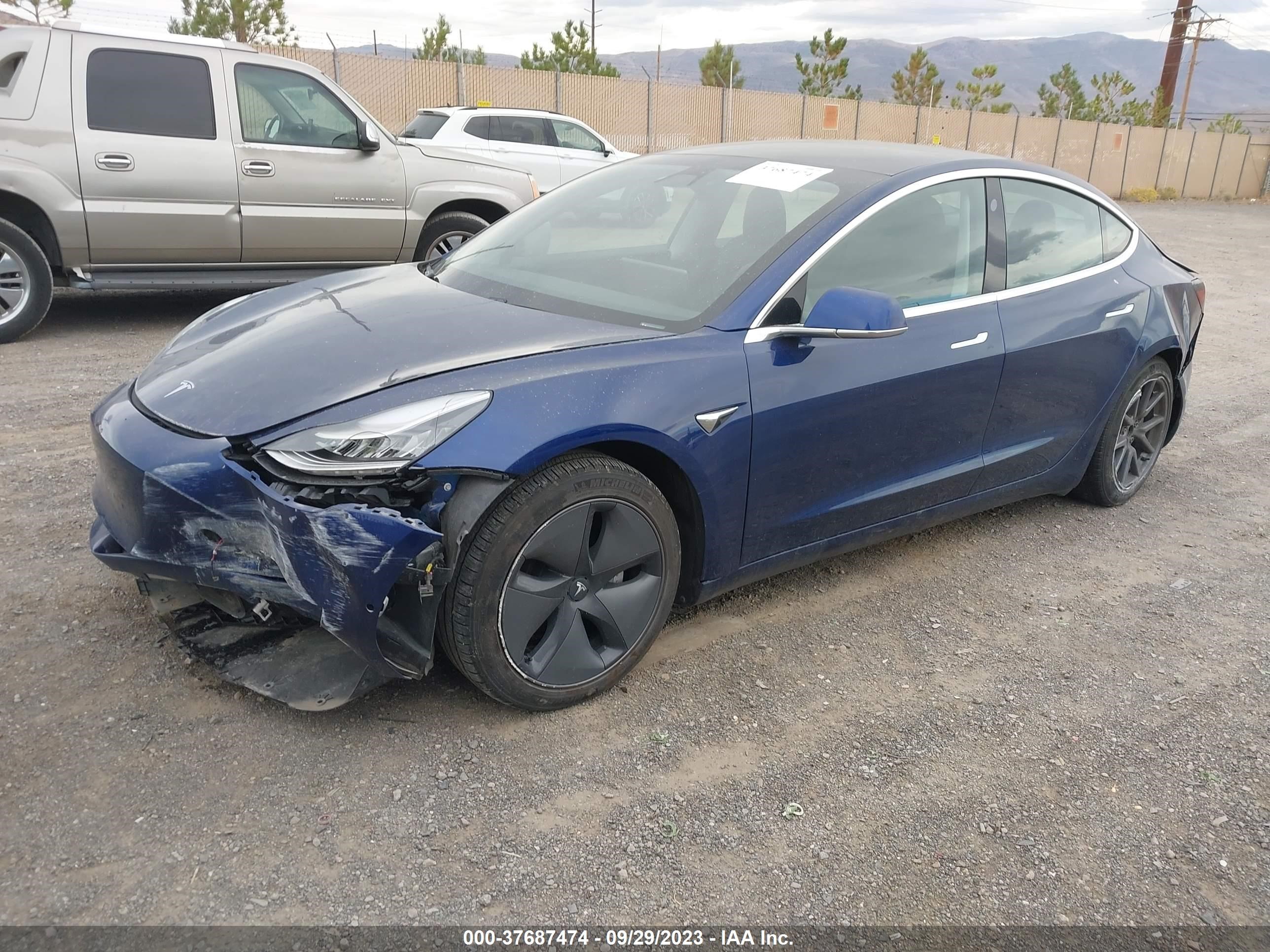 Photo 1 VIN: 5YJ3E1EB1LF798142 - TESLA MODEL 3 