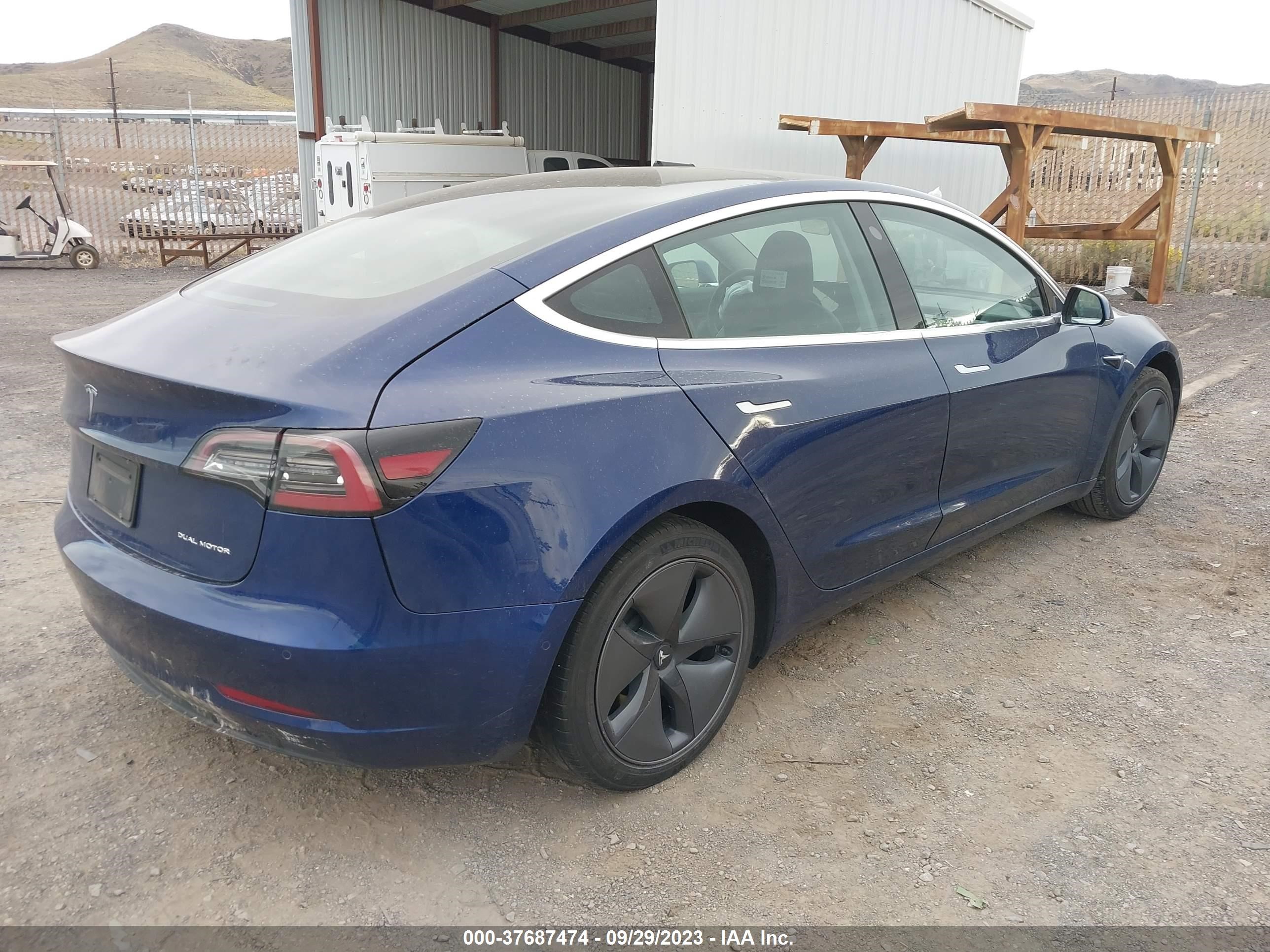 Photo 3 VIN: 5YJ3E1EB1LF798142 - TESLA MODEL 3 