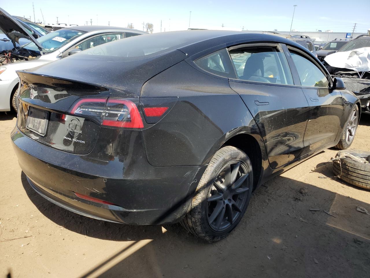 Photo 2 VIN: 5YJ3E1EB1MF049858 - TESLA MODEL 3 