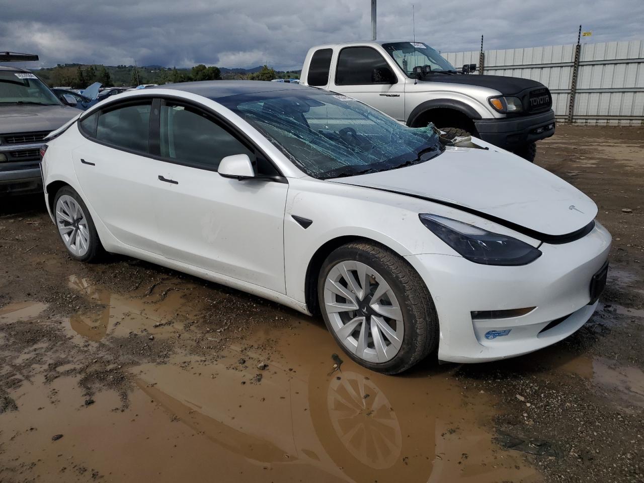 Photo 3 VIN: 5YJ3E1EB1MF879577 - TESLA MODEL 3 