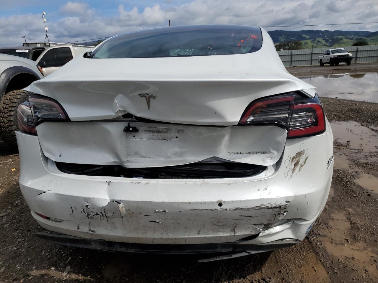 Photo 5 VIN: 5YJ3E1EB1MF879577 - TESLA MODEL 3 