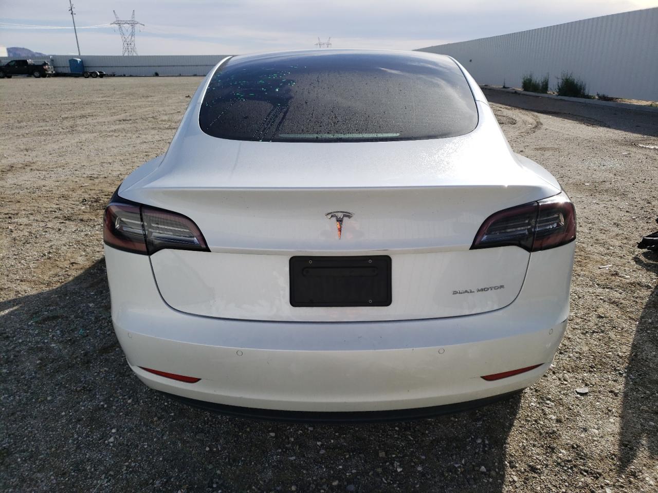 Photo 5 VIN: 5YJ3E1EB1MF879725 - TESLA MODEL 3 