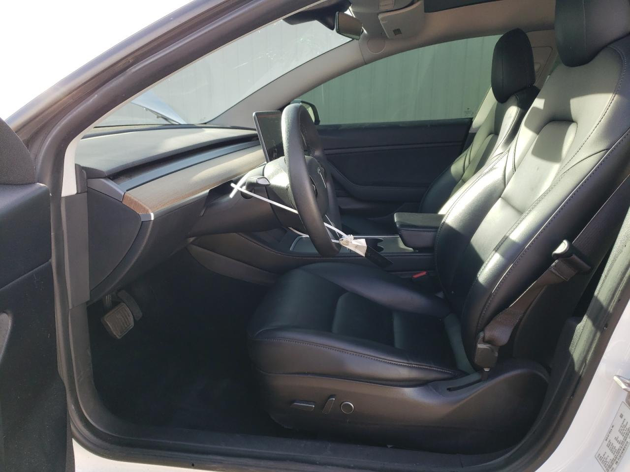 Photo 6 VIN: 5YJ3E1EB1MF879725 - TESLA MODEL 3 