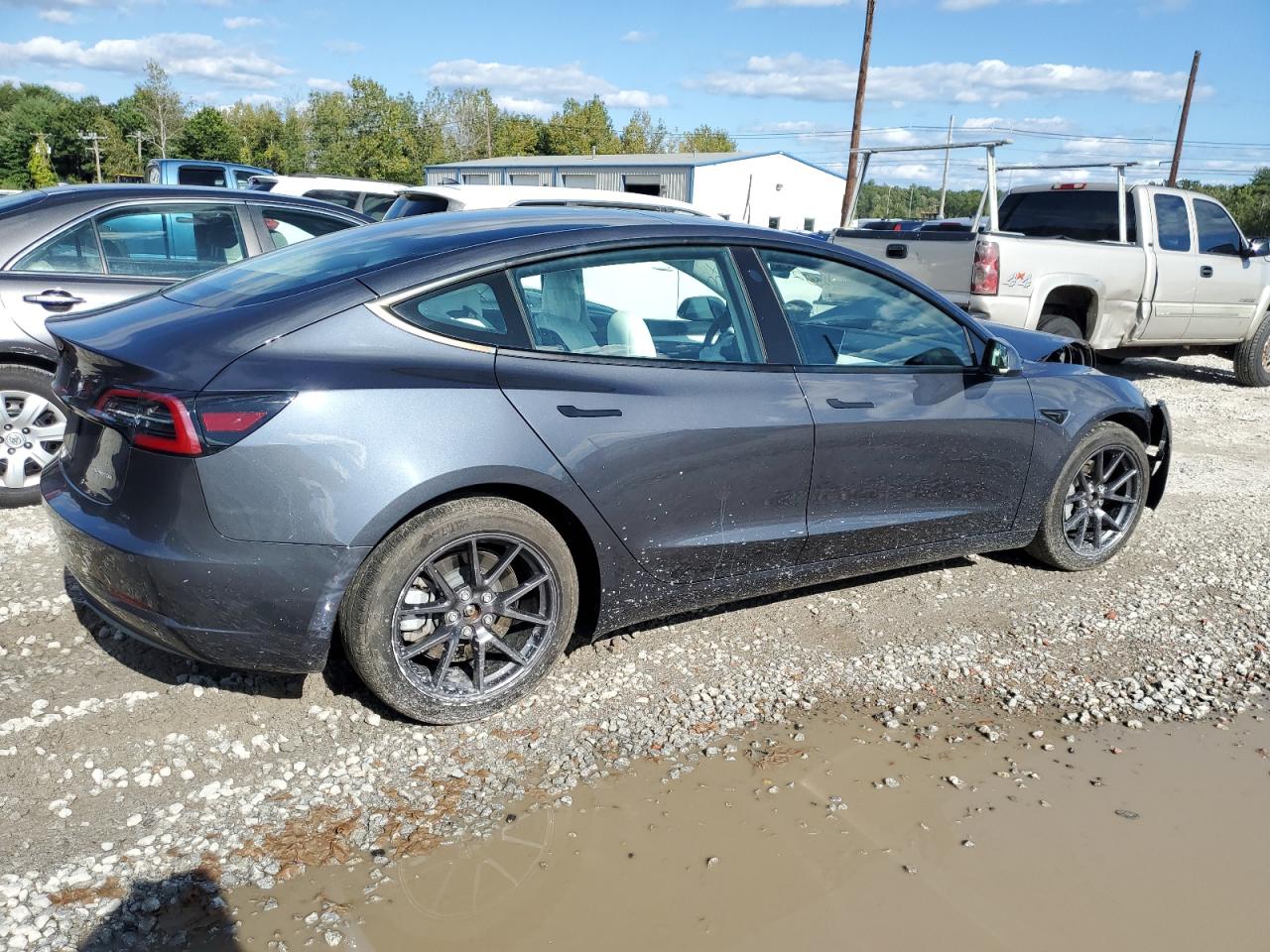 Photo 2 VIN: 5YJ3E1EB1MF993174 - TESLA MODEL 3 