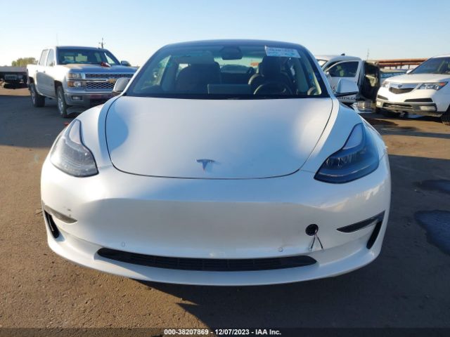 Photo 5 VIN: 5YJ3E1EB1NF152635 - TESLA MODEL 3 