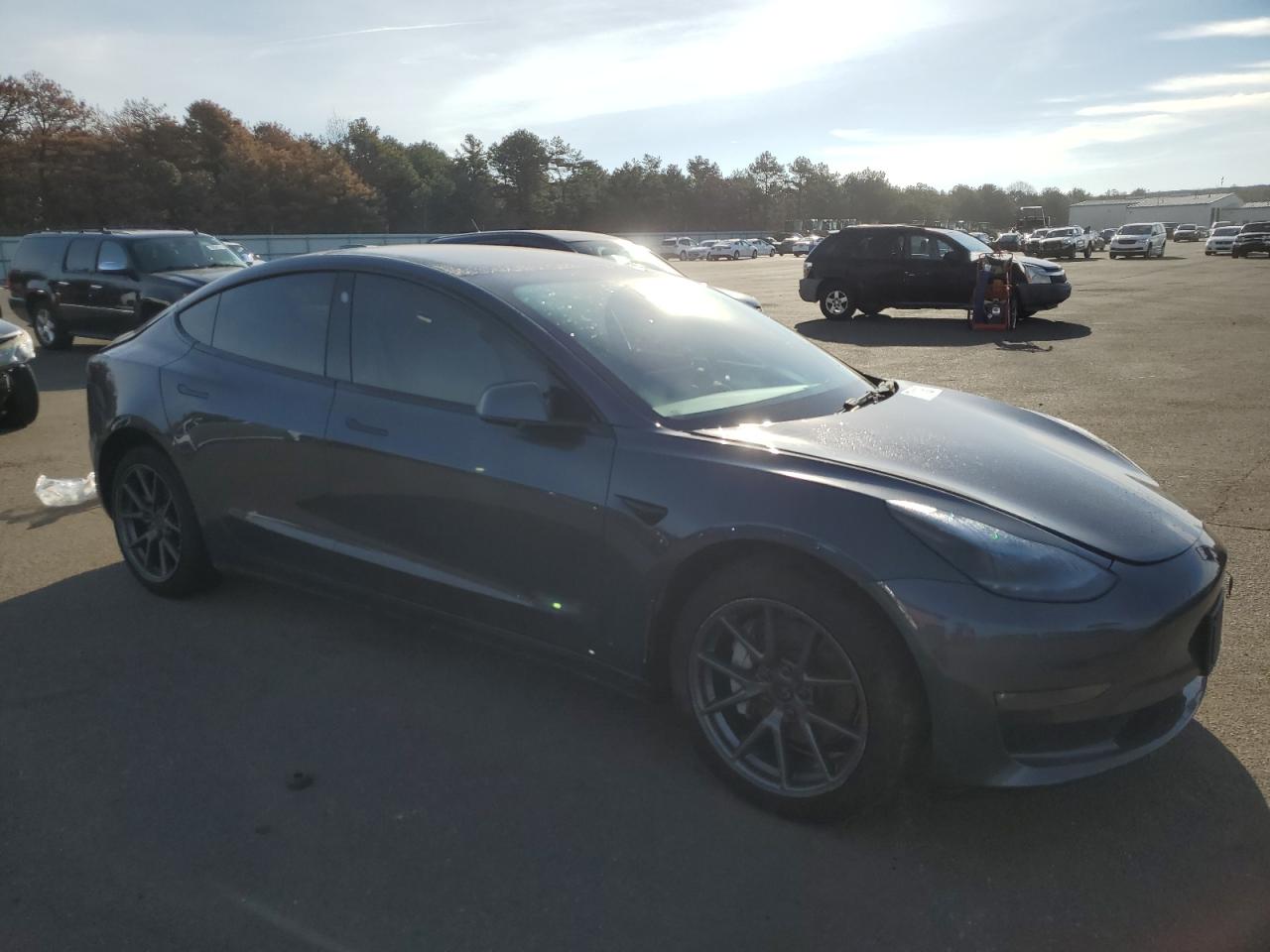 Photo 3 VIN: 5YJ3E1EB1NF168849 - TESLA MODEL 3 