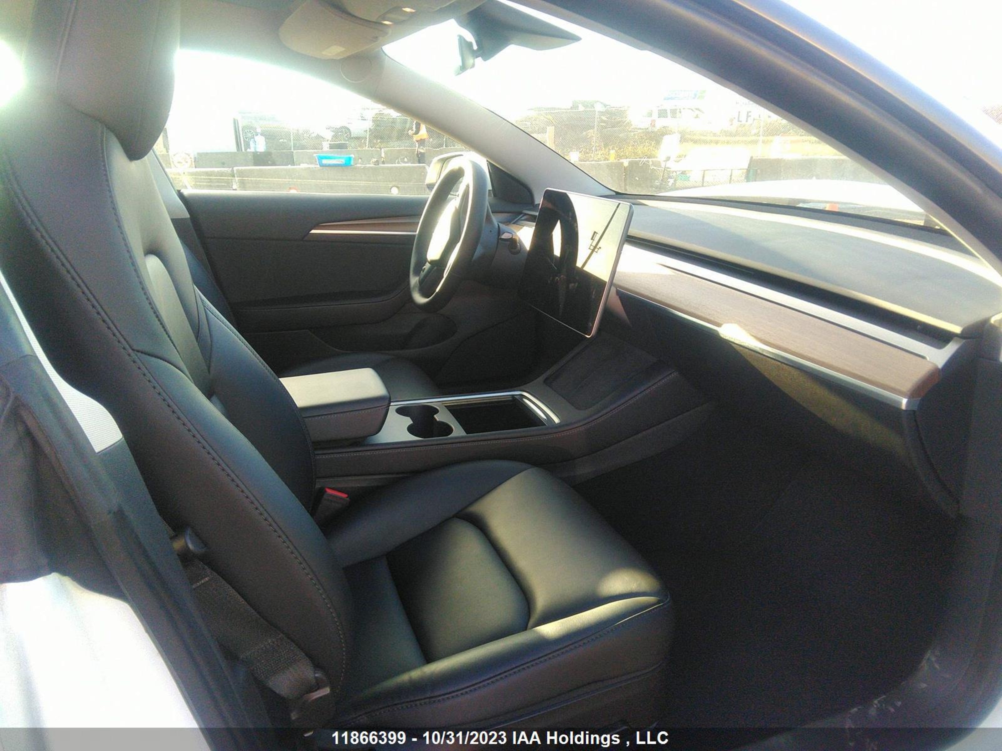 Photo 4 VIN: 5YJ3E1EB1NF298565 - TESLA MODEL 3 