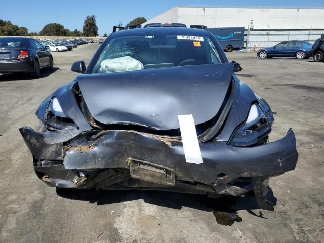 Photo 4 VIN: 5YJ3E1EB1PF677410 - TESLA MODEL 3 