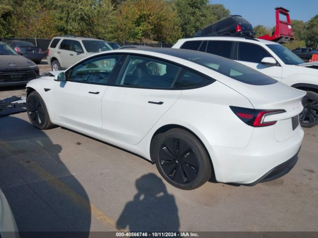 Photo 2 VIN: 5YJ3E1EB1RF792558 - TESLA MODEL 3 