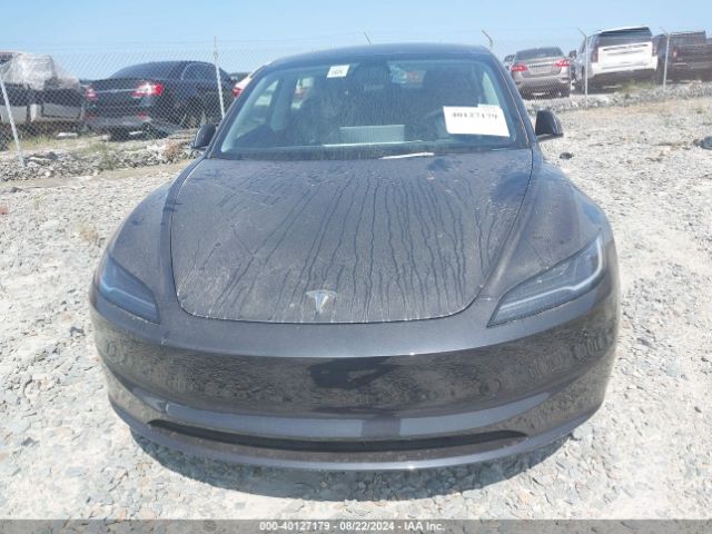 Photo 5 VIN: 5YJ3E1EB1RF821198 - TESLA MODEL 3 