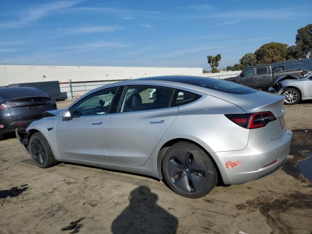 Photo 1 VIN: 5YJ3E1EB2JF065336 - TESLA MODEL 3 